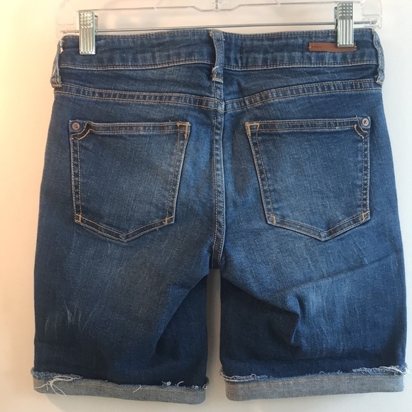 PILCRO by Anthropologie Mid-Rise Slim Denim Shorts Bermuda Size 25 - Picture 6 of 13